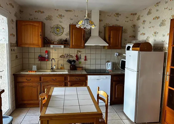 Hébergement de vacances Maison Climatisée Familiale à Port-vendres - Fr-1-309-497 *